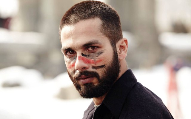 Shahid-Kapoor-angry-look