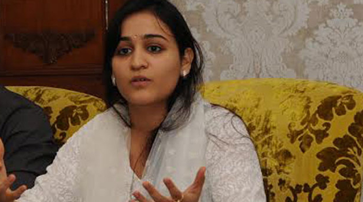 aparnafull